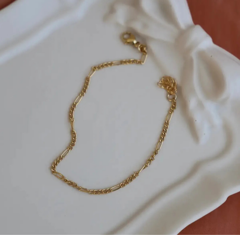 Katie Waltman Delicate Figaro Chain