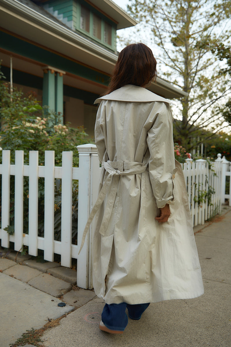 Tan Trench