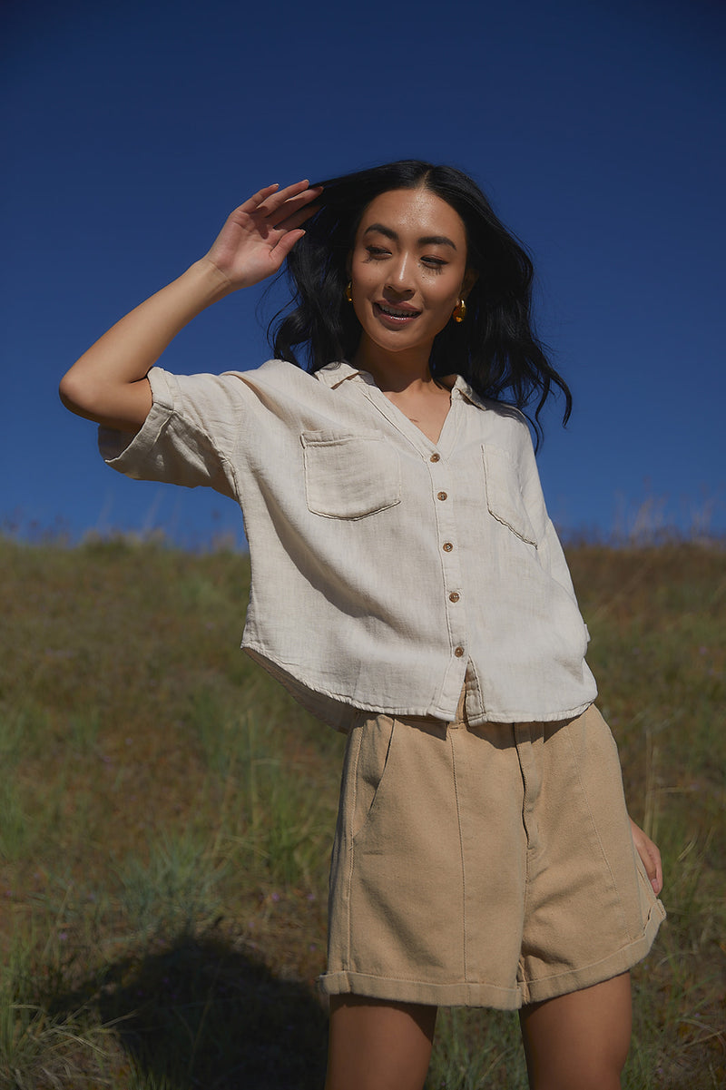 The Alcove Button Up