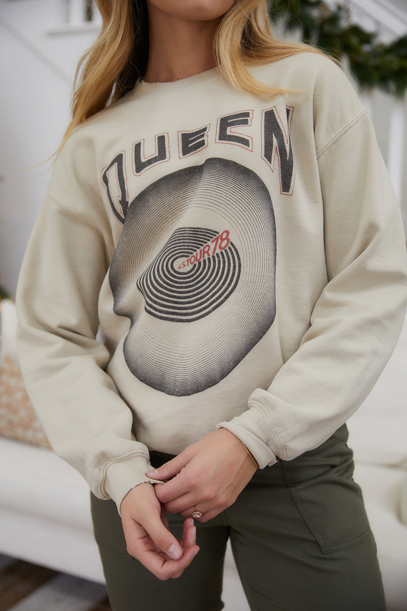 Queen Tour Sweatshirt