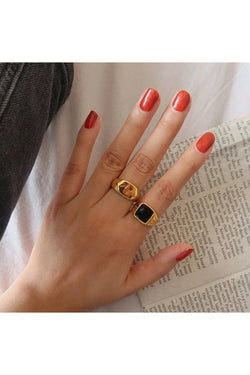 Black Chunky Ring