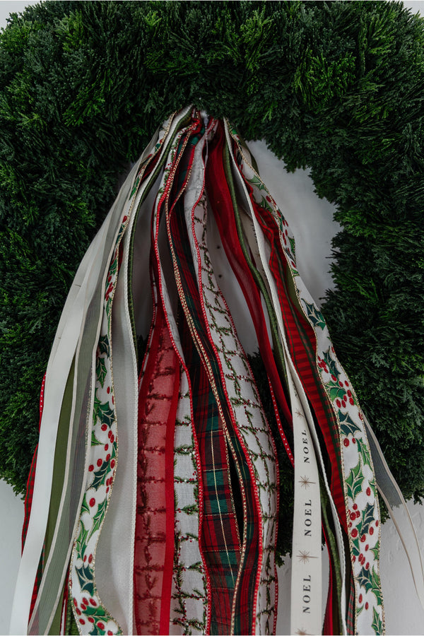 Holly and Berries Ribbon Bundle