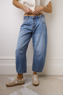 Sammie Medium Wash Barrel Jeans