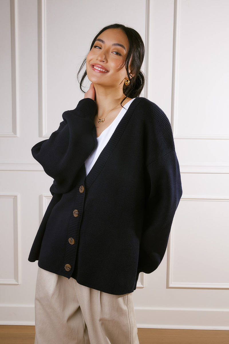 Jayla Boyfriend Cardigan in Navy