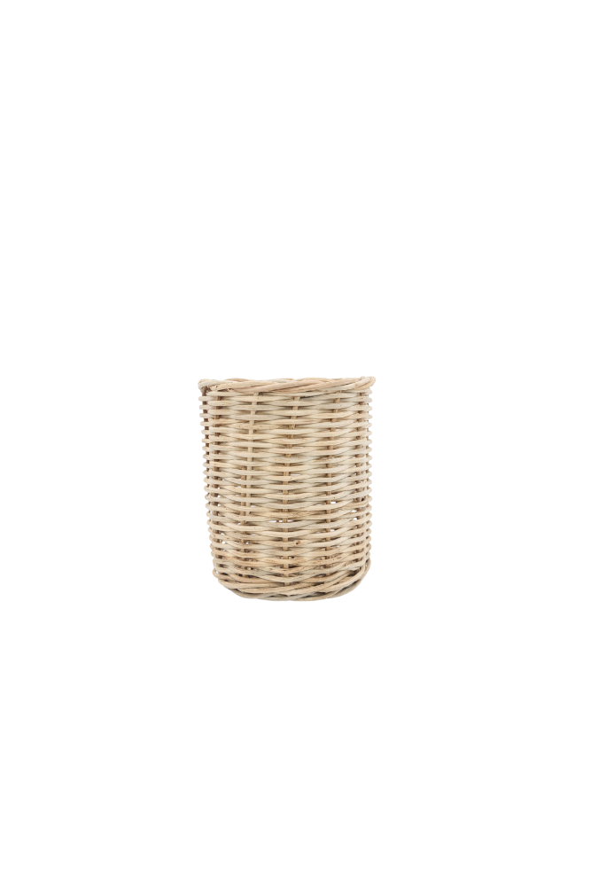 Yona Basket