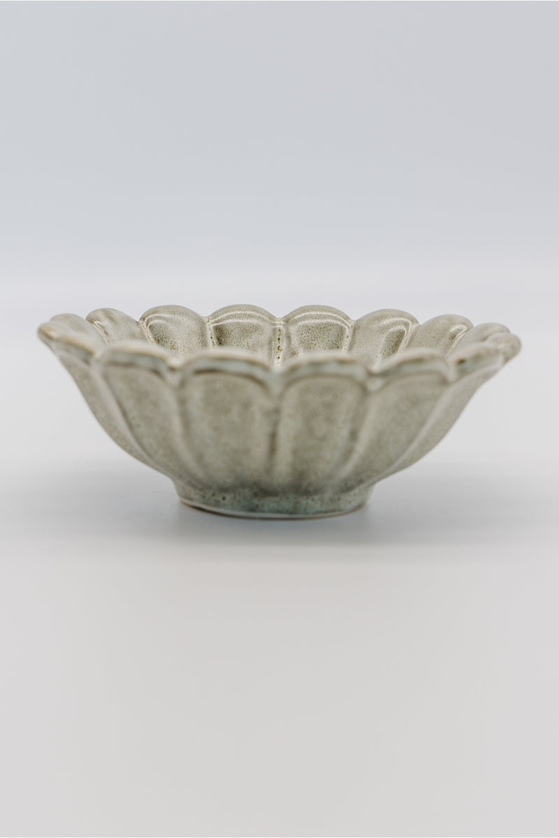 Scalloped Flower Bowl